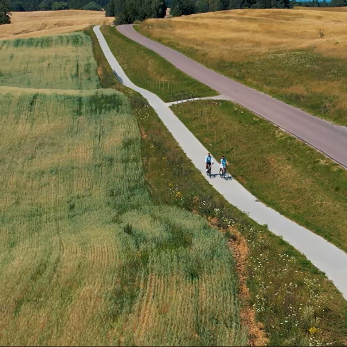 Najpiękniejsze trasy wokół Mikołajek dla początkujących i zapalonych rowerzystów